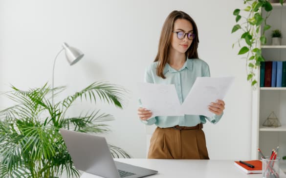 Gen AI-assisted Contract Comparison for an Actuarial Firm